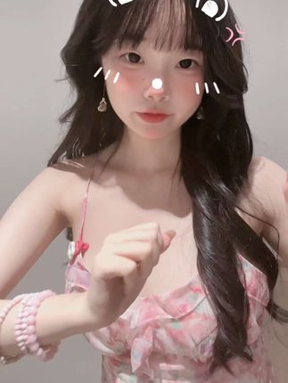 灰灰娜如何成为定制舞蹈的翘楚？探究她的独特吸引力