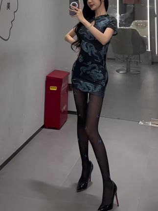 抖音黎允熙微密圈图集，她的真实面貌究竟如何？