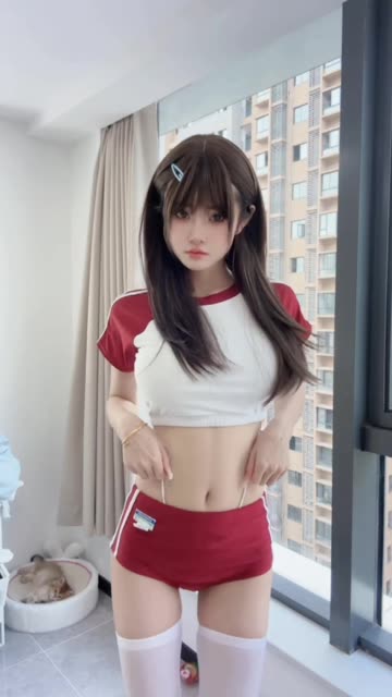 给乔买裙子的写真合集下载，微密圈付费作品应有尽有