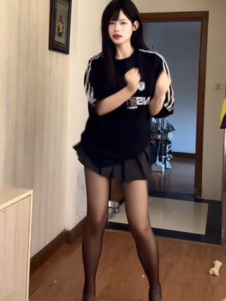 织梦痣铃有鱼17部经典作品，如何获取她的全部视频？