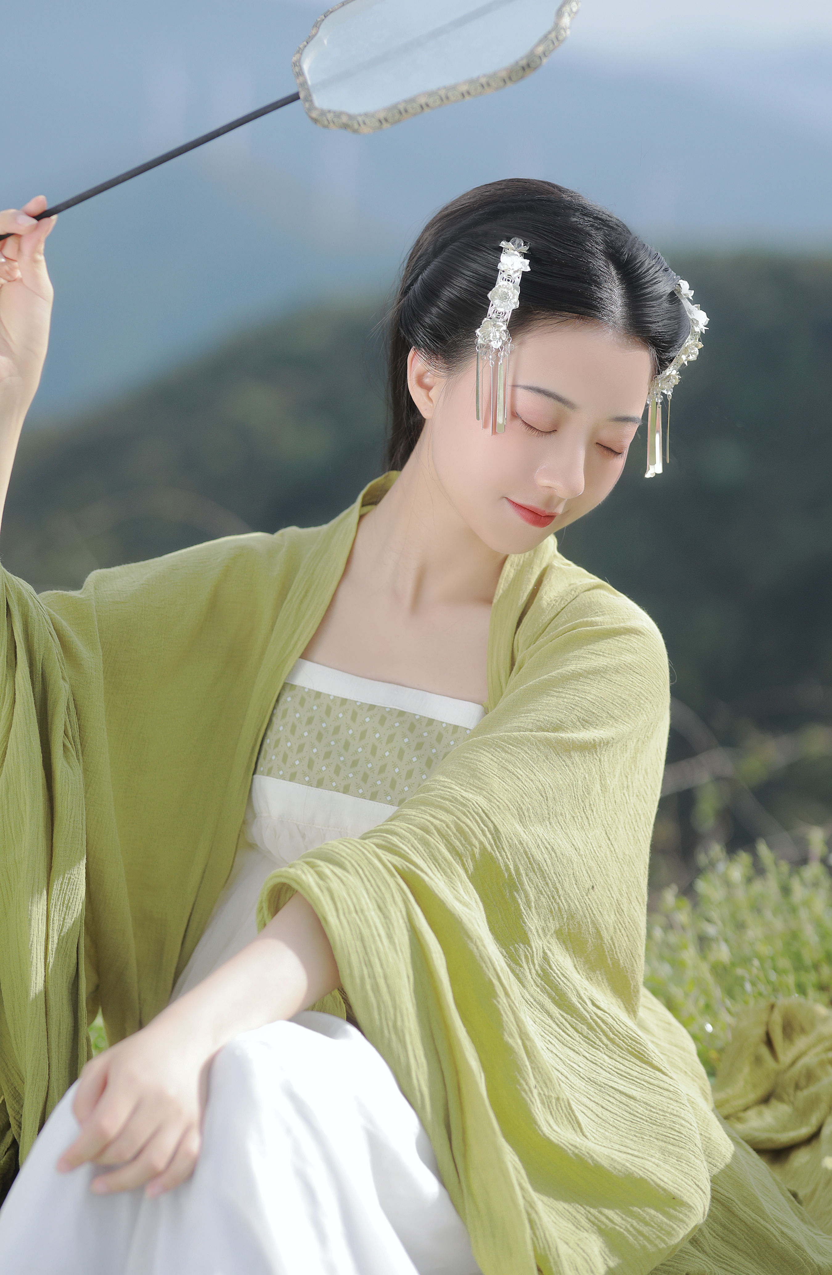 [YiTuYu艺图语] YunFleur 《江山风月》 好看的4K高清无水印纯欲妹子意境唯美写真完整版图集