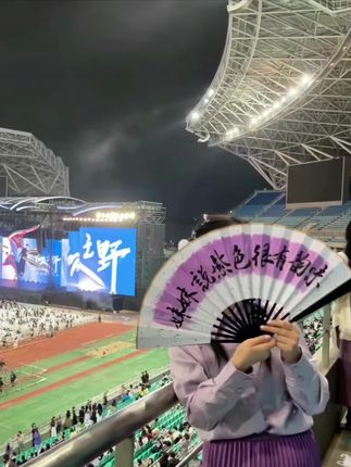 网易CC奈小喵最受欢迎的三款包推荐，她的必备时尚选择